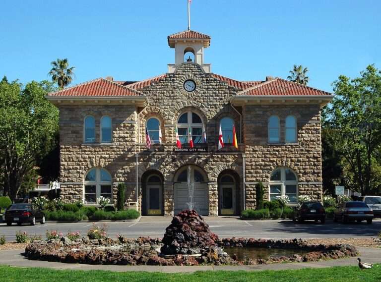 Sonoma City Hall's stone facade and fountain on Sonoma Plaza